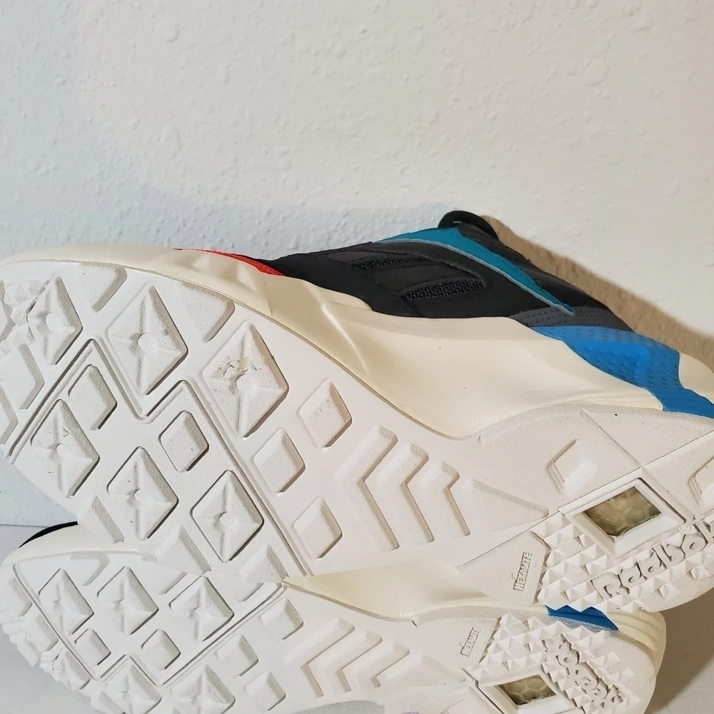 NEW Reebok Hexalite Women's Yellow/Blue Sneakers